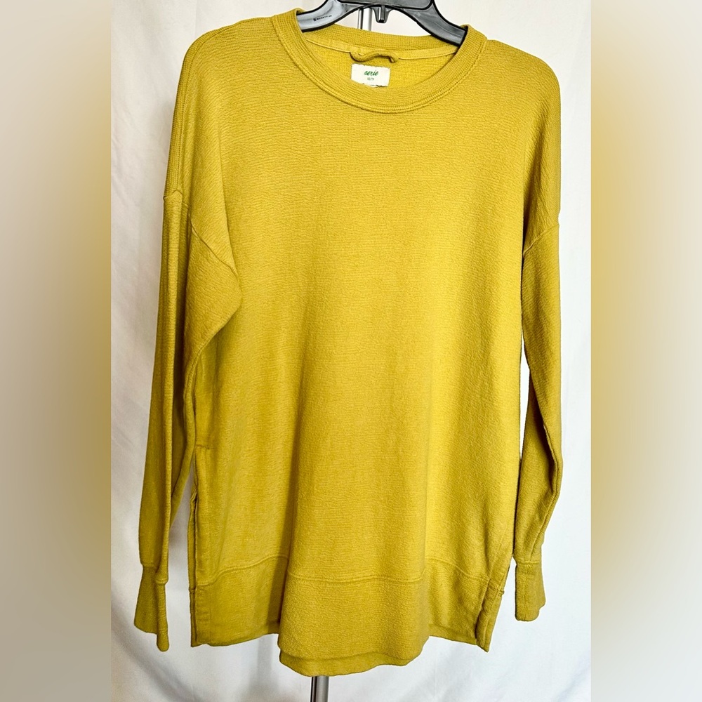 Aerie XS Women's Mustard Crewneck Sweater